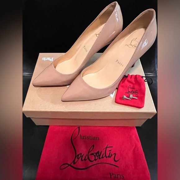 New in Box Christian Louboutin Pigalle 85 Nude Patent Pump - Picture 1 of 9